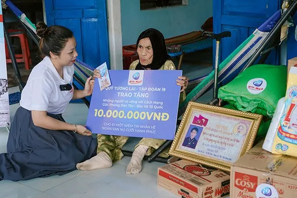 Hình ảnh minh họa nhóm hỗ trợ hoặc tư vấn tâm lý, biểu tượng của sự giúp đỡ